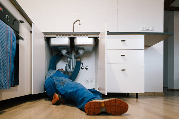 Professional Leak Detection technician working in Genoa, AR